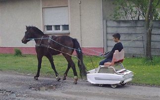 Δεν τα βλέπουμε και κάθε μέρα