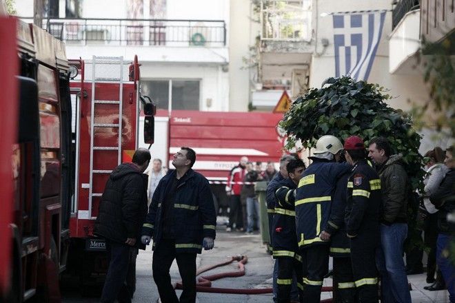 Πυρκαγιά σε πολυκατοικία στον Ταύρο