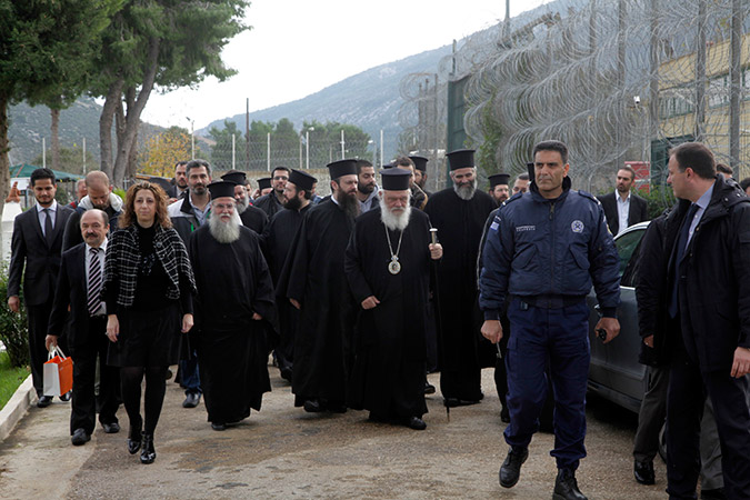 Στις φυλακές ανηλίκων Αυλώνα ο Αρχιεπίσκοπος Ιερώνυμος [pics]