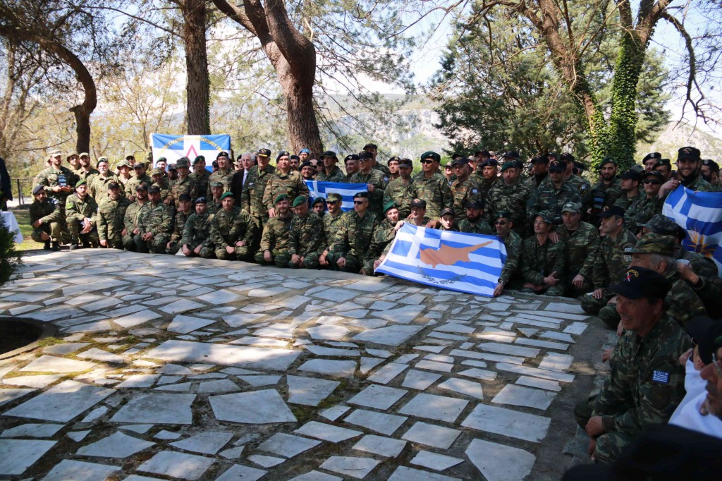 Πάντα  Καταδρομέας ανέφερε υπερήφανα ο Έφεδρος στον Α/ ΓΕΕΘΑ  στην  Μακεδονομάχος 2015″