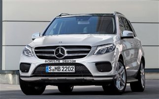 Με νέο πάτωμα ο διάδοχος της Mercedes GLE (pics)