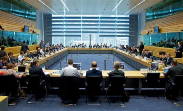 Ολοκληρώθηκε η τηλεδιάσκεψη του Eurogroup   ΤΩΡΑ