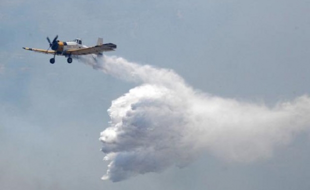 Σε ύφεση τα πύρινα μέτωπα σε Υμηττό και Πελοπόννησο