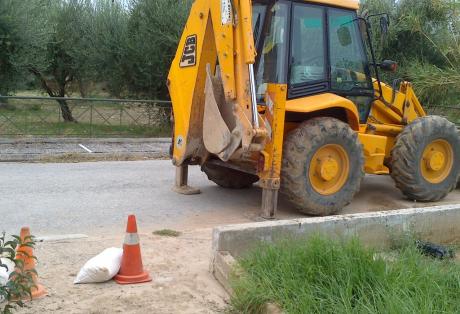 Σήκωσαν μηχάνημα έργων από εργοτάξιο – Αχαΐα