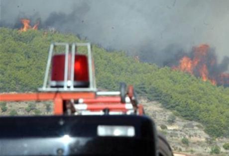 Φωτιά ξέπασε στα Βραχνέικα – Αχαΐα