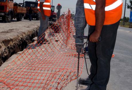 Σκάβουν τον δρόμο από τον περασμένο Σεπτέμβριο – Γιατί εδώ και 3 εβδομάδες παραμένει κλειστός – Οδός Αυστραλίας