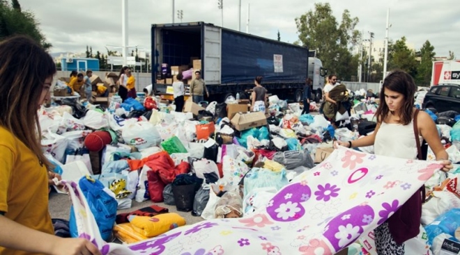 Αρκαδία: Μαθητές συγκέντρωσαν φάρμακα και είδη πρώτης ανάγκης για τους πρόσφυγες στη Λέσβο