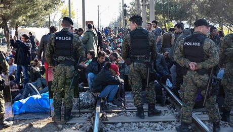 2.300 πρόσφυγες από την Ειδομένη μεταφέρονται στην Αθήνα