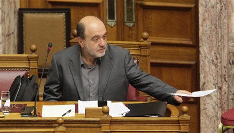 Τρ. Αλεξιάδης: Καμία εντολή για καθυστερήσεις επιστροφών φόρων σε πολίτες