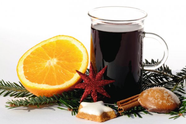 Glühwein: Μια αγαπημένη συνήθεια τις ημέρες των Χριστουγέννων