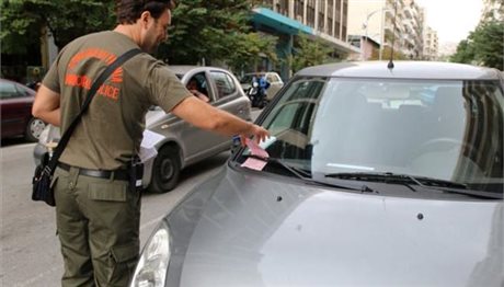 Θεσσαλονίκη: Μέσα σε ένα μήνα 8.300 κλήσεις «κόπηκαν» στην πόλη