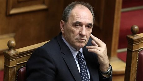 Σταθάκης: «Βλέπει» επιστροφή σε θετικούς ρυθμούς ανάπτυξης σύντομα