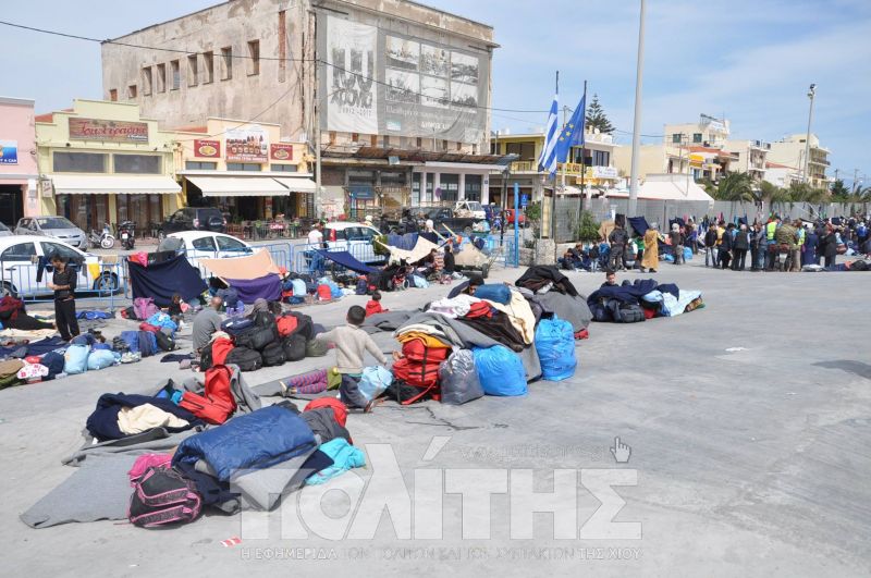 Χίος: Κλειστό μέχρι τη Δευτέρα το λιμάνι μετά την «κατάληψη» των μεταναστών