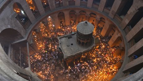 Θεσσαλονίκη: Αύριο στις 21.00 το Άγιο Φως στο αεροδρόμιο «Μακεδονία»