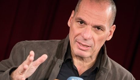 Γ. Βαρουφάκης: «Απειλήσαμε τους Ευρωπαίους με Grexit»