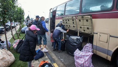 Ειδομένη: Σε Θεσσαλονίκη-Βοιωτία μεταφέρονται οι τελευταίοι πρόσφυγες