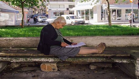 Αριστούχος στα 82 της με απολυτήριο 19.6!