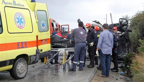 Χαλκιδική: Τροχαίο με μετωπική σύγκρουση ΙΧ – Δύο γυναίκες τραυματίες