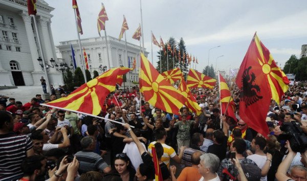 Σκόπια: Στην κυβέρνηση οι Αλβανοί