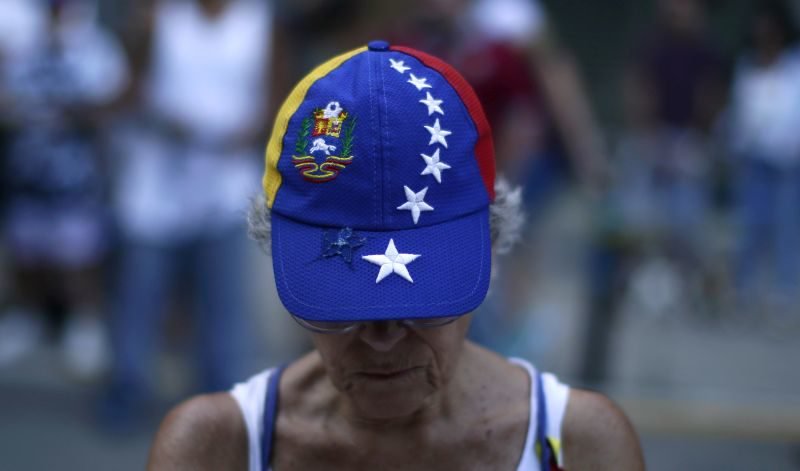 Συνεχείς οι εξελίξεις στη Βενεζουέλα με απόπειρα πραξικοπήματος!