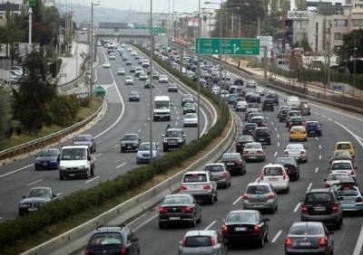 Νέοι, εξωστρεφείς και νευρωτικοί οι πιο αφηρημένοι οδηγοί