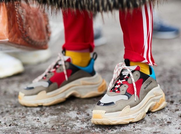 Η μανία των ''ugly sneakers'' συνεχίζεται από τη Louis Vuitton