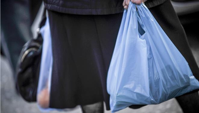 Παράταση μέχρι τέλος Μαΐου για την απόδοση του τέλους πλαστικής σακούλας