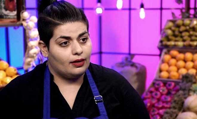 Η Άλκηστις του MasterChef όπως δεν την έχουμε ξαναδεί: Ξανθιά και μακιγιαρισμένη