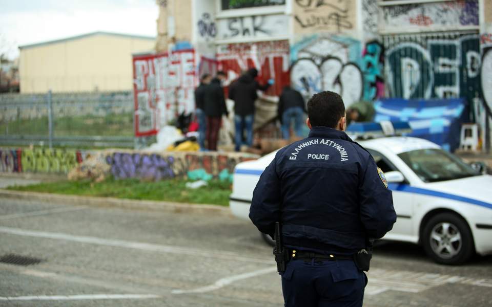 Τραγωδία στην Εύβοια: 67χρονος βρέθηκε νεκρός στην αυλή του σπιτιού του μετά από αρκετές ημέρες