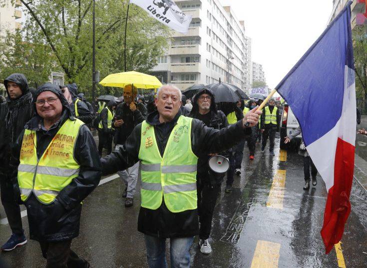 Κίτρινα γιλέκα: Μειωμένος ο αριθμός των διαδηλωτών στις σημερινές διαδηλώσεις