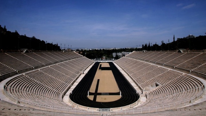 Καλλιμάρμαρο: 25χρονη βρέθηκε κρεμασμένη με λουρί σκύλου