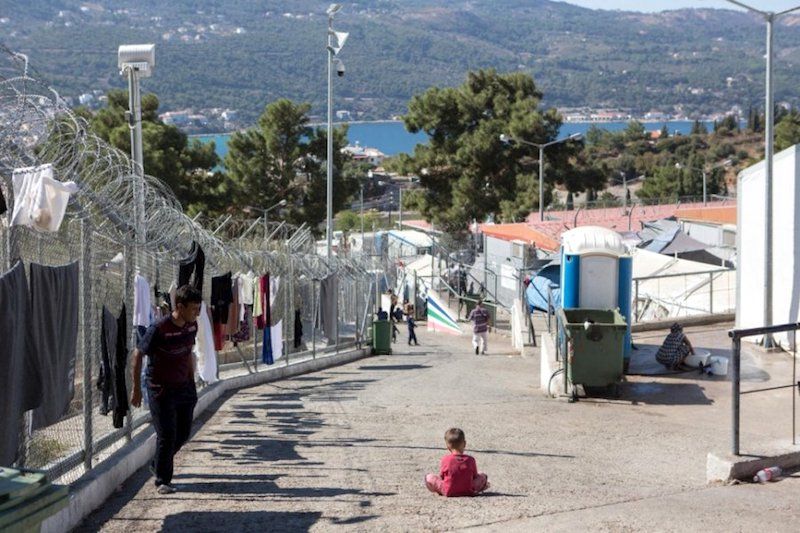 Επεισόδια στο ΚΥΤ Σάμου – Έκλεισαν τα σχολεία στην περιοχή