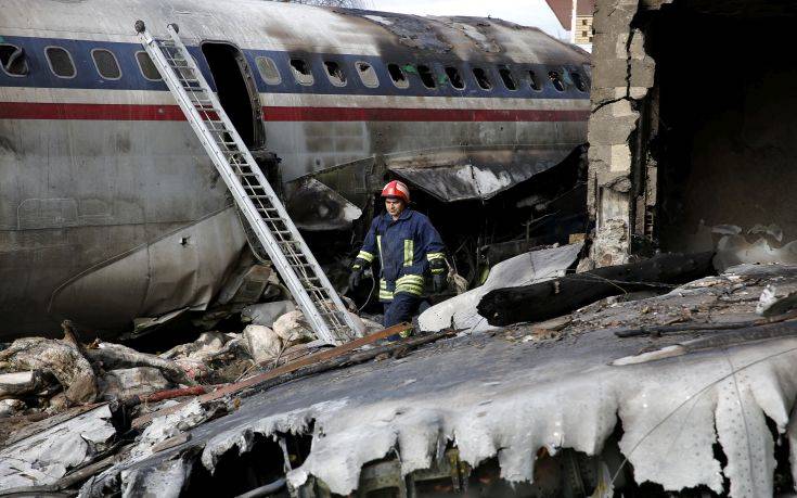 Ιράν: Ανοίγουν σήμερα τα μαύρα κουτιά του Boeing που συνετρίβη