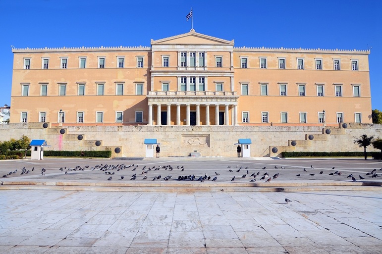 Κορωνοϊός: Μέχρι 20 βουλευτές θα συζητούν τα νομοσχέδια στη Βουλή