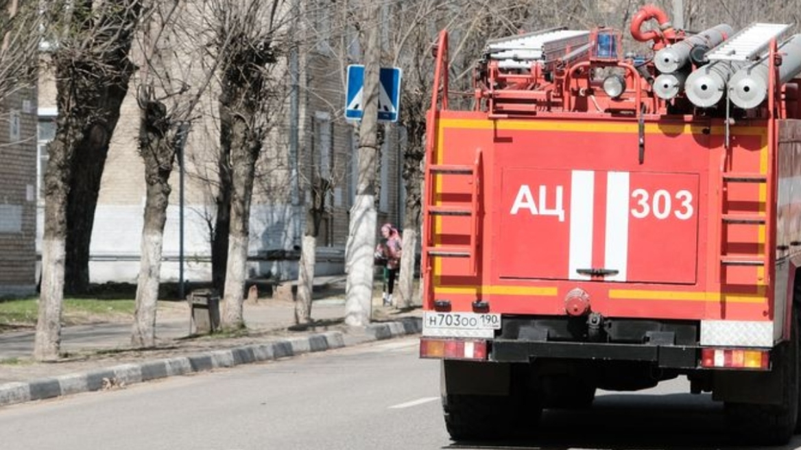 Ρωσία: Έκρηξη σωλήνα ύδρευσης σε εμπορικό κέντρο στη Μόσχα – Τουλάχιστον ένας νεκρός και πολλοί τραυματίες