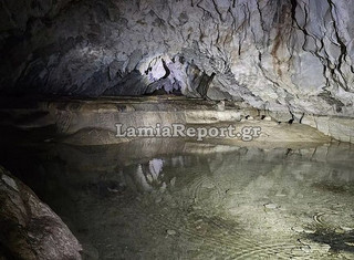 Πολύωρη επιχείρηση διάσωσης 35χρονου από την 7η ΕΜΑΚ από εξαιρετικά δύσβατο σημείο στον Παρνασσό