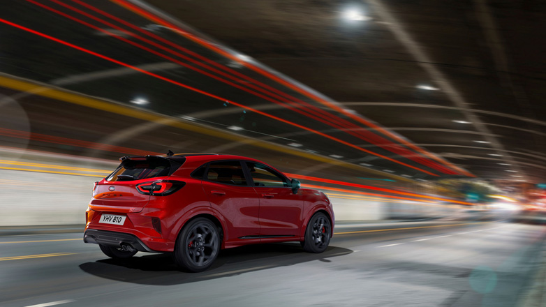 Ford Puma: Νέα πνοή στην κατηγορία των συμπαγών crossover με προηγμένη, ισχυρή και αποδοτική γκάμα κινητήριων συνόλων